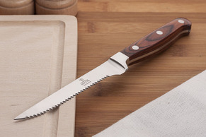 GERPOL Nóż uniwersalny NKB5 12 cm z drewnianą rękojeścią
