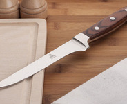GERPOL Nóż masarski NKB5 15 cm z drewnianą rękojeścią